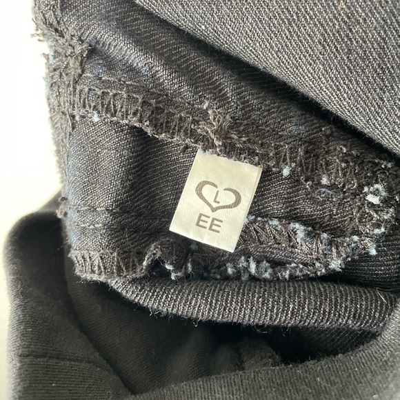 Thyme Maternity Dark Wash Ripped Denim Jeans Size Large - Picture 7 of 10